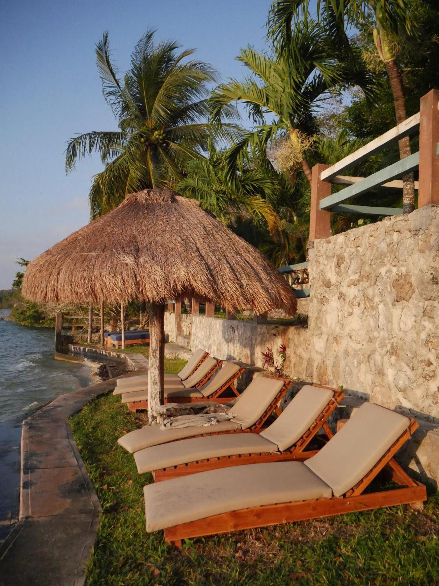 Villa Santuario Lake Front Oasis Bacalar Buitenkant foto