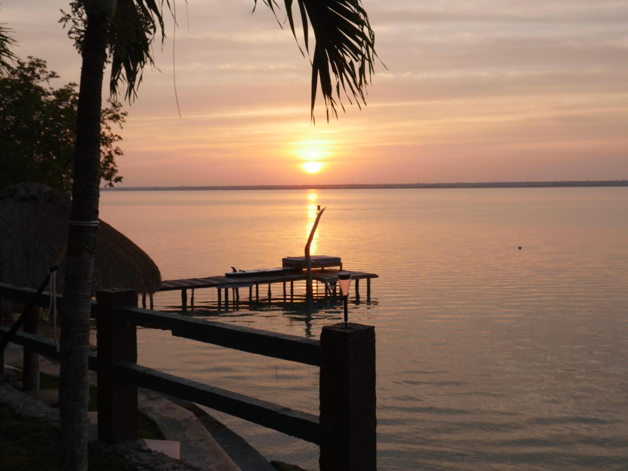 Villa Santuario Lake Front Oasis Bacalar Buitenkant foto